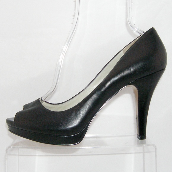 Nine West 'Danee' black peep toe leather heel 10M - Picture 8 of 8